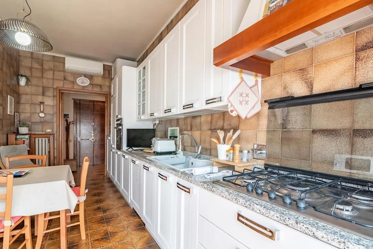 Micheli Charming Apt- Steps From Duomo-Quiet Stay Florence