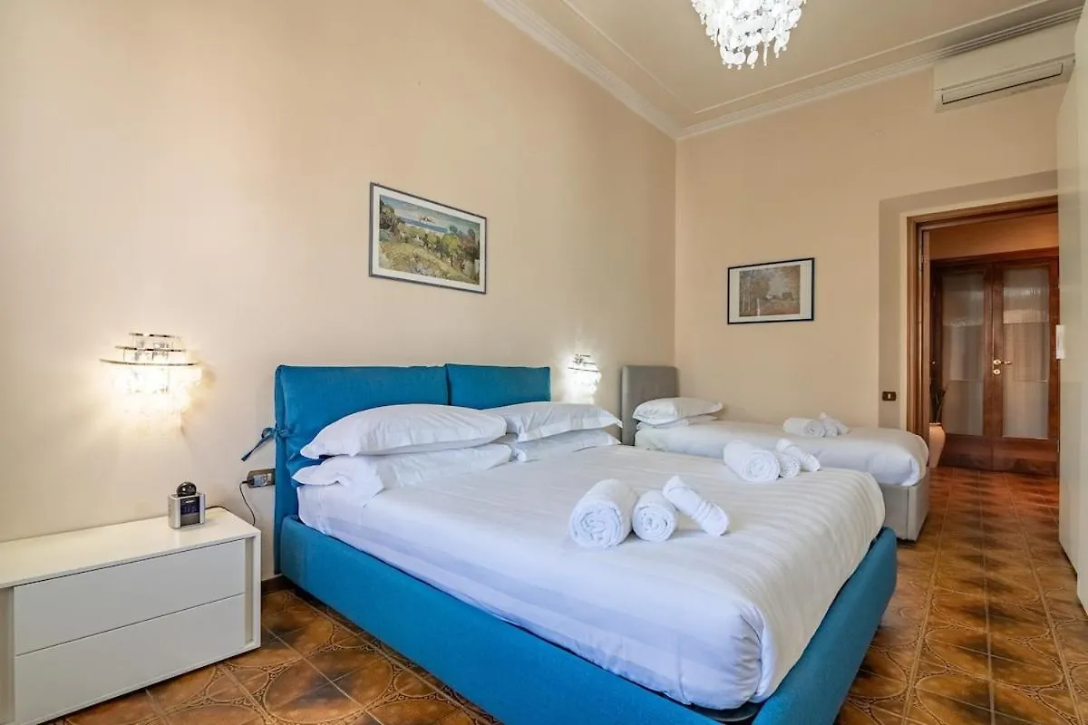 Micheli Charming Apt- Steps From Duomo-Quiet Stay Florence